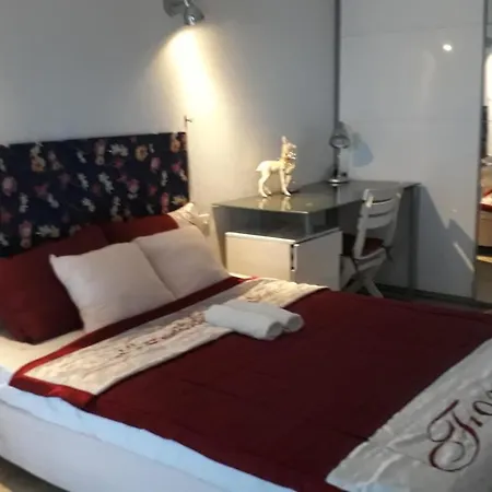 Apartment Zen Garden Beach, Marinland-parc, Swimming Pool, Fibre Optique Antibes